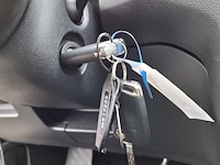 Personenauto, volkswagen, golf sportsvan - afbeelding 29 van  48