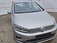 Personenauto, volkswagen, golf sportsvan - afbeelding 3 van  48