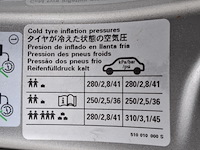 Personenauto, volkswagen, golf sportsvan - afbeelding 44 van  48