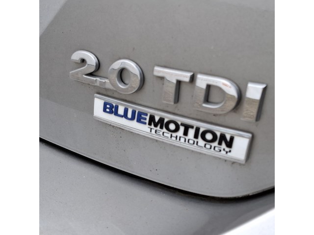 Personenauto, volkswagen, golf sportsvan - afbeelding 46 van  48