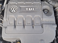 Personenauto, volkswagen, golf sportsvan - afbeelding 21 van  48