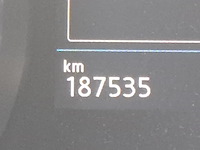 Personenauto, volkswagen, golf sportsvan - afbeelding 29 van  48