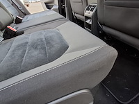 Personenauto, volkswagen, golf sportsvan - afbeelding 40 van  48