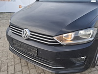 Personenauto, volkswagen, golf sportsvan - afbeelding 48 van  48