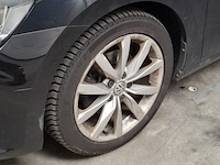 Personenauto, volkswagen, golf sportsvan - afbeelding 3 van  47