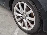 Personenauto, volkswagen, golf sportsvan - afbeelding 6 van  47