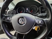 Personenauto, volkswagen, golf sportsvan - afbeelding 10 van  47