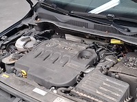 Personenauto, volkswagen, golf sportsvan - afbeelding 33 van  47