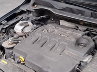 Personenauto, volkswagen, golf sportsvan - afbeelding 35 van  47