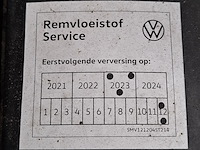 Personenauto, volkswagen, golf sportsvan - afbeelding 42 van  47