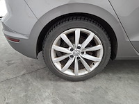 Personenauto, volkswagen, golf sportsvan - afbeelding 6 van  52