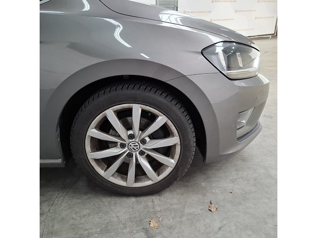 Personenauto, volkswagen, golf sportsvan - afbeelding 7 van  52
