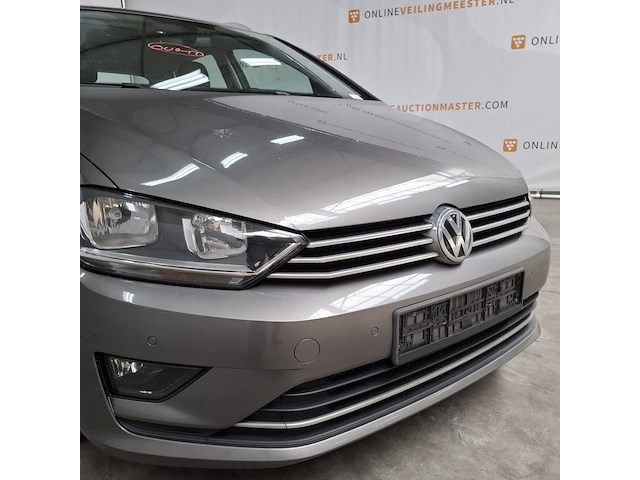 Personenauto, volkswagen, golf sportsvan - afbeelding 11 van  52