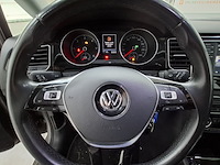 Personenauto, volkswagen, golf sportsvan - afbeelding 17 van  52