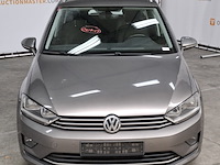Personenauto, volkswagen, golf sportsvan - afbeelding 12 van  52