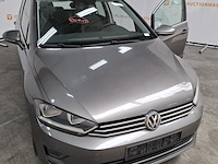 Personenauto, volkswagen, golf sportsvan - afbeelding 46 van  52