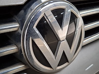 Personenauto, volkswagen, golf sportsvan - afbeelding 47 van  52
