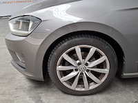 Personenauto, volkswagen, golf sportsvan - afbeelding 52 van  52