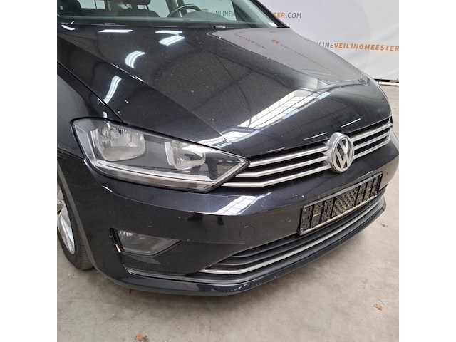 Personenauto, volkswagen, golf sportsvan - afbeelding 9 van  69