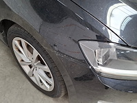 Personenauto, volkswagen, golf sportsvan - afbeelding 11 van  69