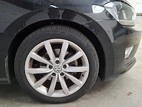 Personenauto, volkswagen, golf sportsvan - afbeelding 13 van  69