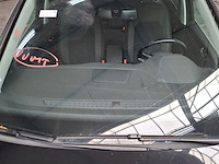 Personenauto, volkswagen, golf sportsvan - afbeelding 20 van  69