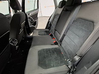 Personenauto, volkswagen, golf sportsvan - afbeelding 40 van  69