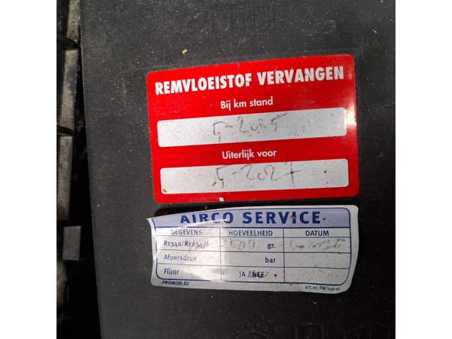 Personenauto, volkswagen, golf sportsvan - afbeelding 54 van  69