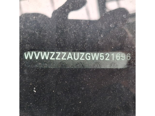 Personenauto, volkswagen, golf sportsvan - afbeelding 60 van  69