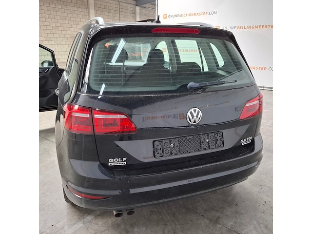 Personenauto, volkswagen, golf sportsvan - afbeelding 63 van  69