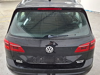 Personenauto, volkswagen, golf sportsvan - afbeelding 68 van  69