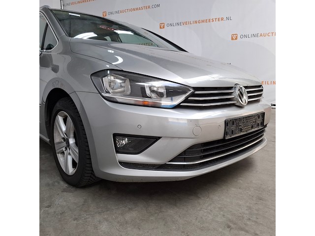 Personenauto, volkswagen, golf sportsvan - afbeelding 8 van  61