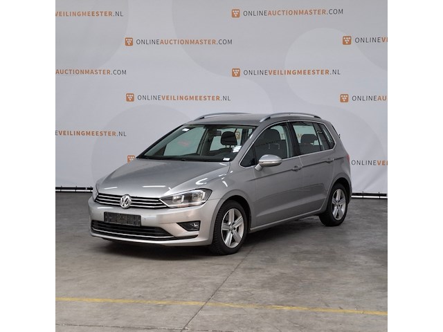 Personenauto, volkswagen, golf sportsvan - afbeelding 1 van  61