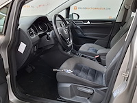 Personenauto, volkswagen, golf sportsvan - afbeelding 19 van  61
