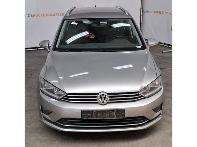 Personenauto, volkswagen, golf sportsvan - afbeelding 12 van  61