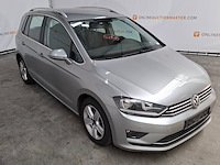 Personenauto, volkswagen, golf sportsvan - afbeelding 23 van  61