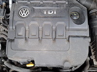 Personenauto, volkswagen, golf sportsvan - afbeelding 48 van  61