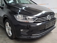 Personenauto, volkswagen, golf sportsvan - afbeelding 11 van  73
