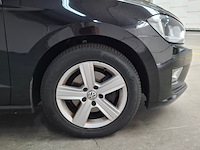 Personenauto, volkswagen, golf sportsvan - afbeelding 13 van  73
