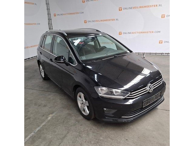 Personenauto, volkswagen, golf sportsvan - afbeelding 23 van  73