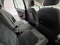 Personenauto, volkswagen, golf sportsvan - afbeelding 47 van  73
