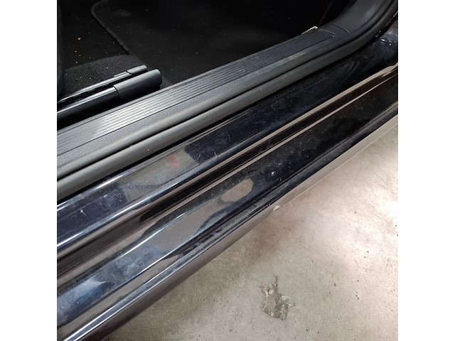 Personenauto, volkswagen, golf sportsvan - afbeelding 51 van  73