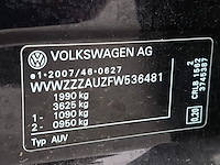Personenauto, volkswagen, golf sportsvan - afbeelding 54 van  73