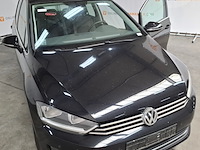 Personenauto, volkswagen, golf sportsvan - afbeelding 69 van  73