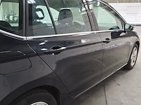Personenauto, volkswagen, golf sportsvan - afbeelding 67 van  73