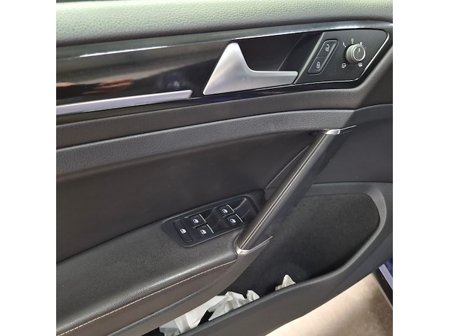 Personenauto, volkswagen, golf variant, 2.0 tsi 4motion r, 2018 - afbeelding 26 van  68