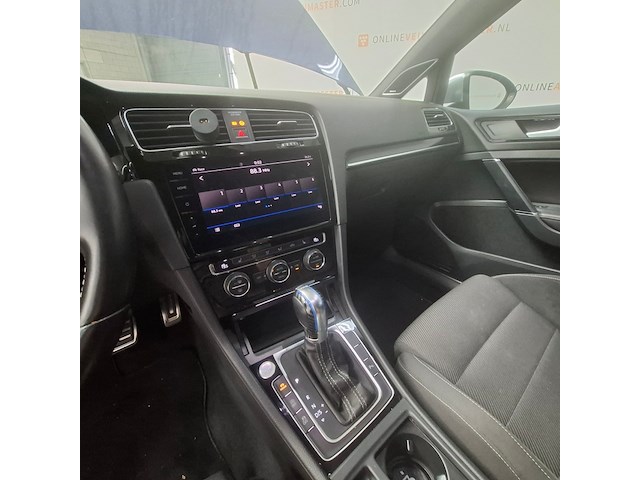 Personenauto, volkswagen, golf variant, 2.0 tsi 4motion r, 2018 - afbeelding 36 van  68