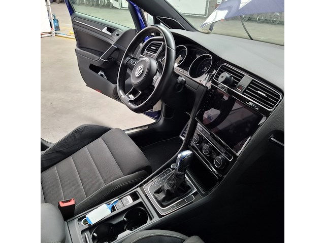 Personenauto, volkswagen, golf variant, 2.0 tsi 4motion r, 2018 - afbeelding 46 van  68