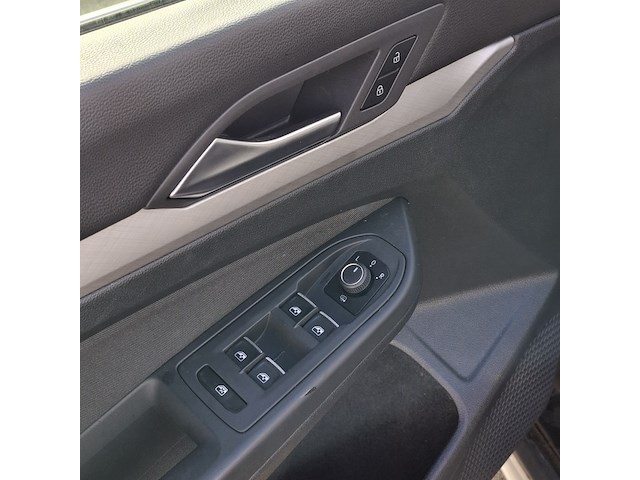 Personenauto volkswagen, golf, zwart, bouwjaar 2021 - afbeelding 7 van  46