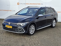 Personenauto volkswagen, golf, zwart, bouwjaar 2021
